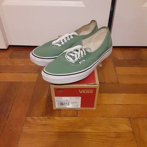 Vans Authentic in light Green - size 12